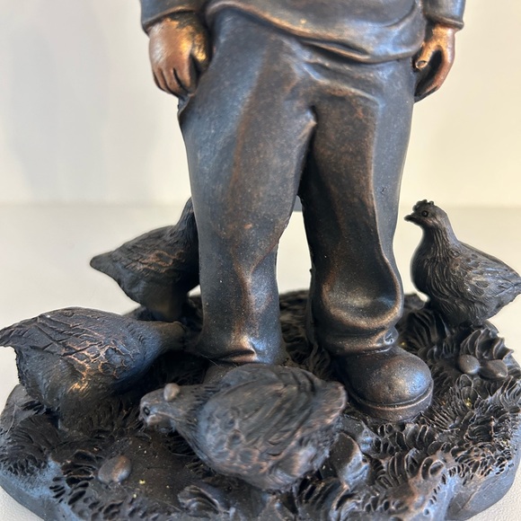 New - Park Hill Collection “Boy with Chickens” Bronze Figurine - Picture 3 of 6